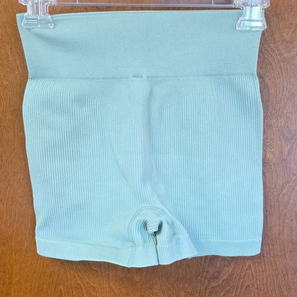 Bra & Short 2 Piece Set Light Green